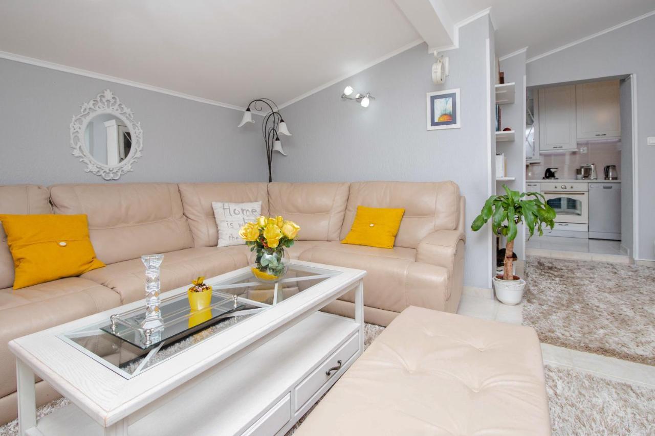 Apartment Ancora Kotor Bagian luar foto